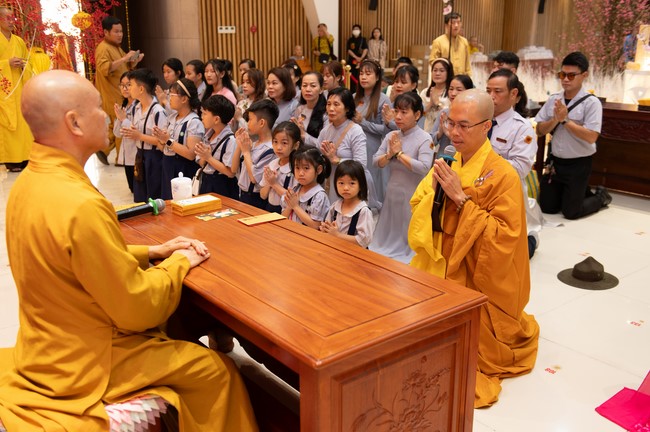 Series of photos on the 3rd day of Lunar New Year