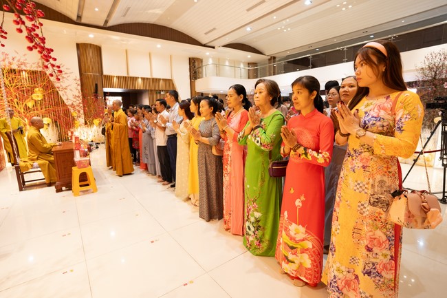 Series of photos on the 3rd day of Lunar New Year