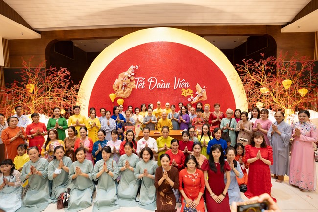 Series of photos on the 3rd day of Lunar New Year