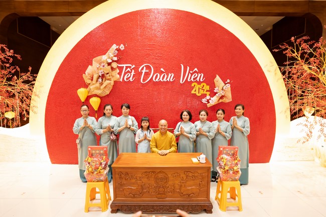 Series of photos on the 3rd day of Lunar New Year