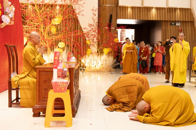 Series of photos on the 3rd day of Lunar New Year