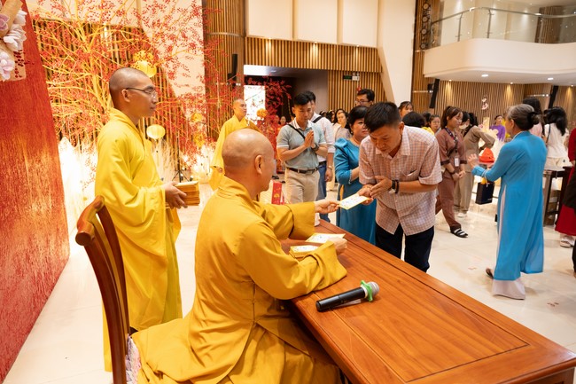 Series of photos on the 3rd day of Lunar New Year