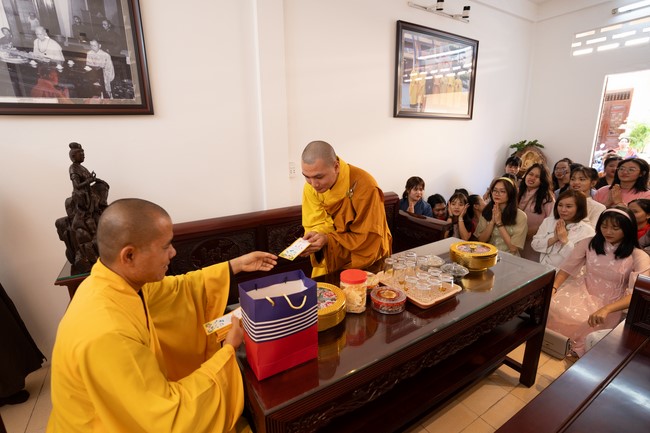 Series of photos on the 3rd day of Lunar New Year