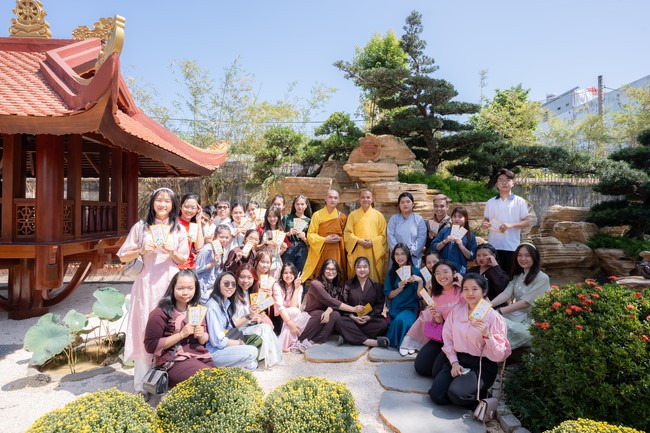 Series of photos on the 3rd day of Lunar New Year