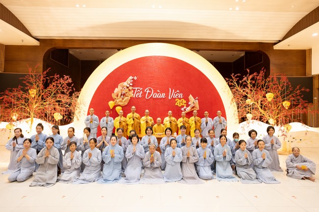 Series of photos on the 3rd day of Lunar New Year