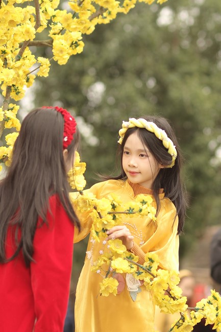 Chùa Giai Lam – Hà Tĩnh: Chùm ảnh “Đón giao thừa và nhận Lộc lì xì đầu năm mới”