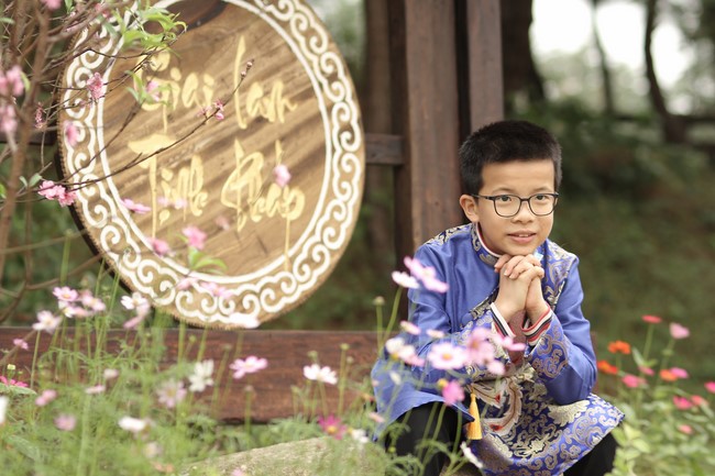 Chùa Giai Lam – Hà Tĩnh: Chùm ảnh “Đón giao thừa và nhận Lộc lì xì đầu năm mới”