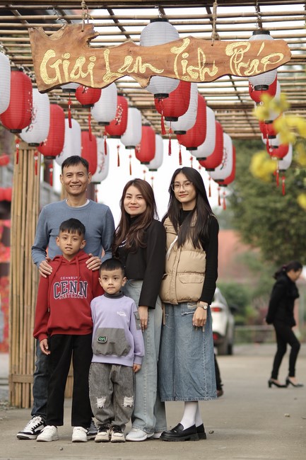 Chùa Giai Lam – Hà Tĩnh: Chùm ảnh “Đón giao thừa và nhận Lộc lì xì đầu năm mới”