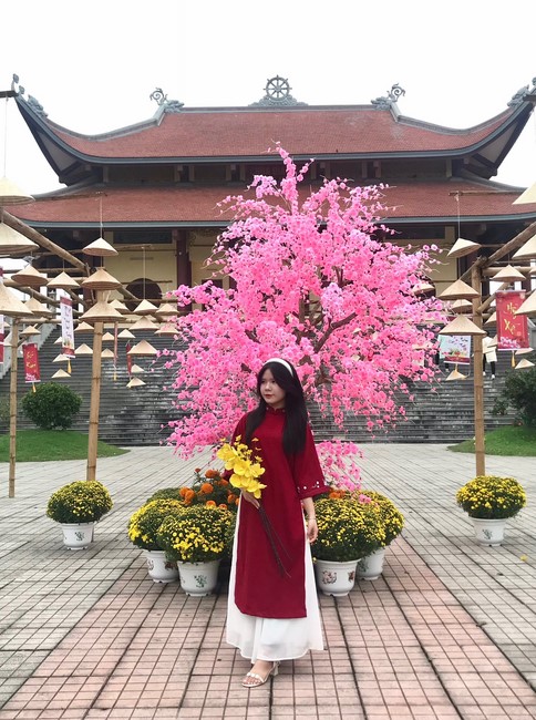 Chùa Giai Lam – Hà Tĩnh: Chùm ảnh “Đón giao thừa và nhận Lộc lì xì đầu năm mới”