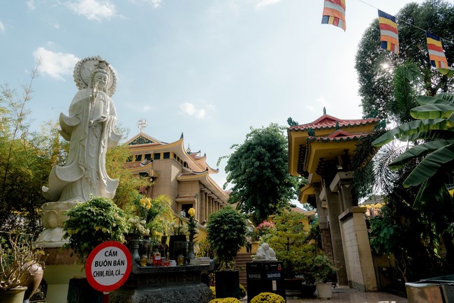 Viếng tang lễ cố Trưởng lão Hòa Thượng Thích Hiển Tu