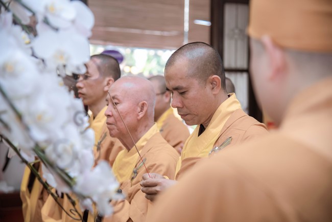 Viếng tang lễ cố Trưởng lão Hòa Thượng Thích Hiển Tu