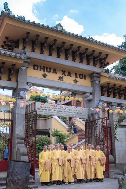 Viếng tang lễ cố Trưởng lão Hòa Thượng Thích Hiển Tu