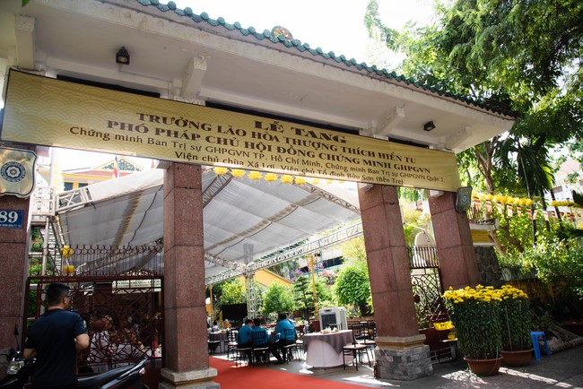 Viếng tang lễ cố Trưởng lão Hòa Thượng Thích Hiển Tu