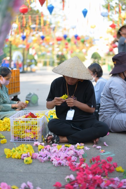 Preparation Activities to Welcome Year of the Dragon (part 2)
