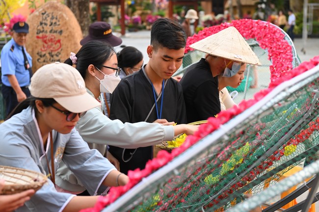 Preparation Activities to Welcome Year of the Dragon (part 2)