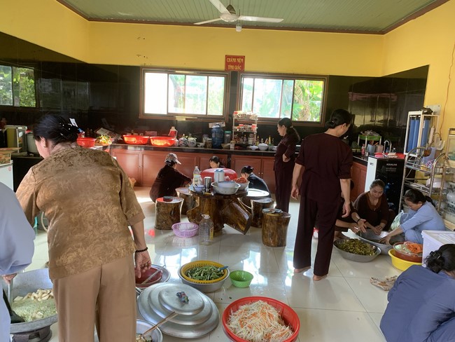 One-Day Peaceful Retreat in the ending of the Cat year at Suoi Phap Pagoda