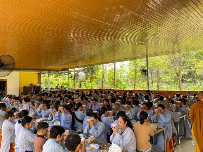 One-Day Peaceful Retreat in the ending of the Cat year at Suoi Phap Pagoda