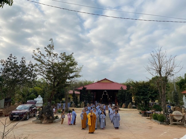 One-Day Peaceful Retreat in the ending of the Cat year at Suoi Phap Pagoda