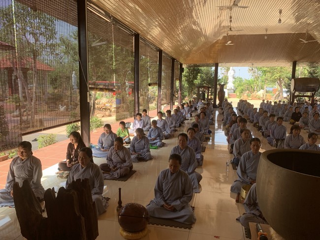 One-Day Peaceful Retreat in the ending of the Cat year at Suoi Phap Pagoda