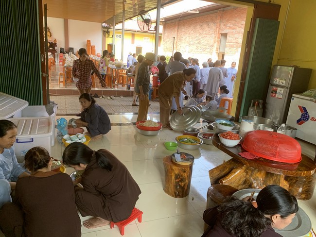 One-Day Peaceful Retreat in the ending of the Cat year at Suoi Phap Pagoda