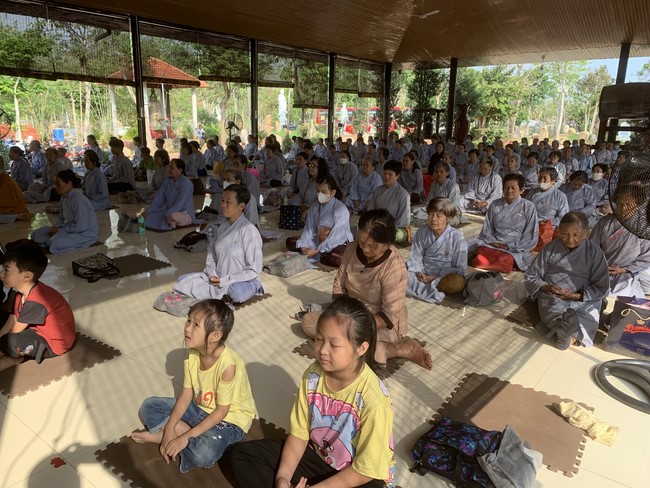 One-Day Peaceful Retreat in the ending of the Cat year at Suoi Phap Pagoda