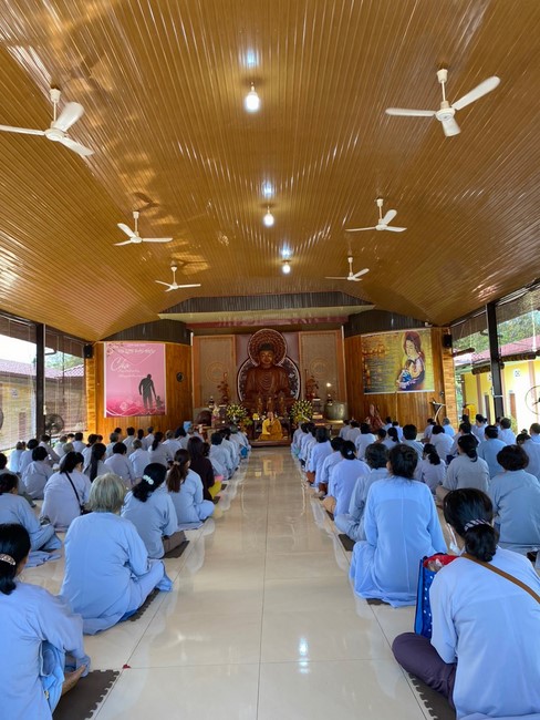 One-Day Peaceful Retreat in the ending of the Cat year at Suoi Phap Pagoda