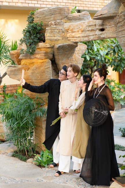 Ảnh đẹp TẾT 2024 tại chùa Hoằng Pháp (Phần 1)