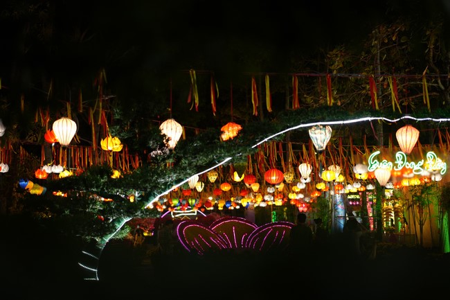 Hoàn tất mô hình đón xuân Giáp Thìn