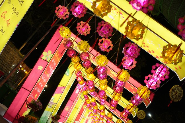 Hoàn tất mô hình đón xuân Giáp Thìn