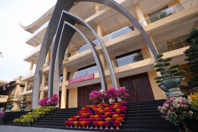 Hoàn tất mô hình đón xuân Giáp Thìn