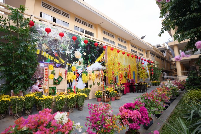 Hoàn tất mô hình đón xuân Giáp Thìn