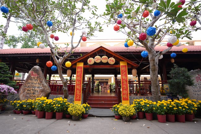 Hoàn tất mô hình đón xuân Giáp Thìn