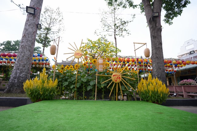 Hoàn tất mô hình đón xuân Giáp Thìn