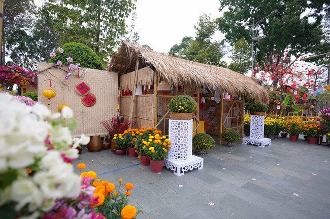 Hoàn tất mô hình đón xuân Giáp Thìn