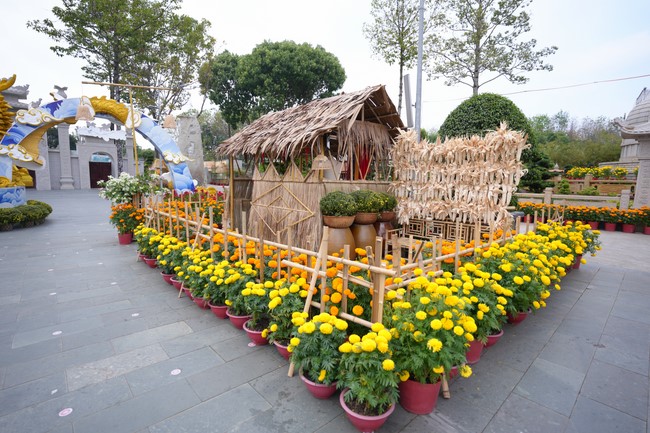 Hoàn tất mô hình đón xuân Giáp Thìn