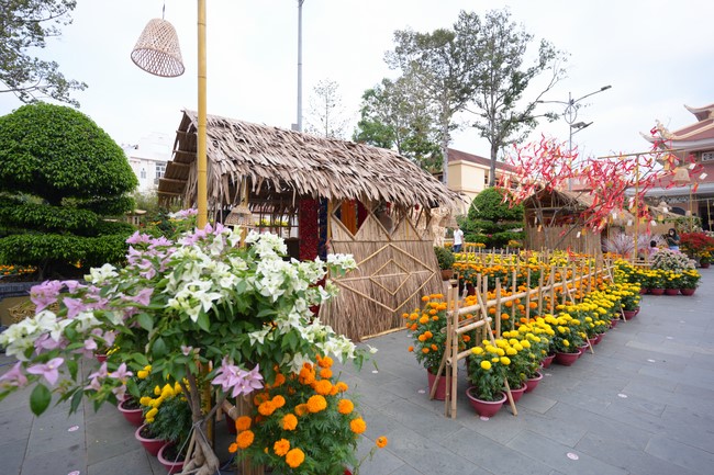 Hoàn tất mô hình đón xuân Giáp Thìn