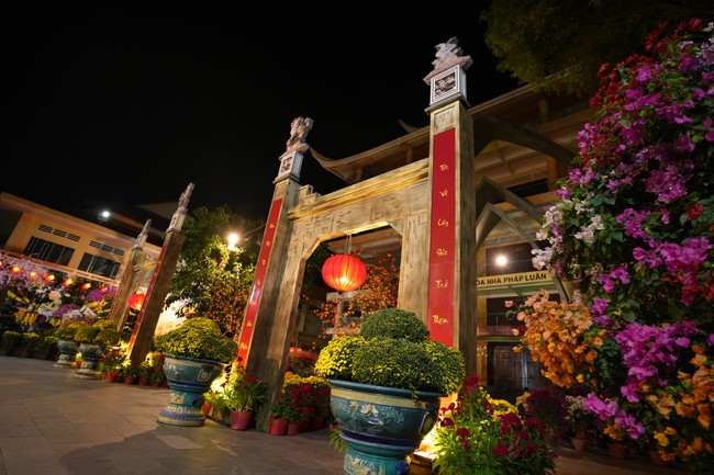 Hoàn tất mô hình đón xuân Giáp Thìn