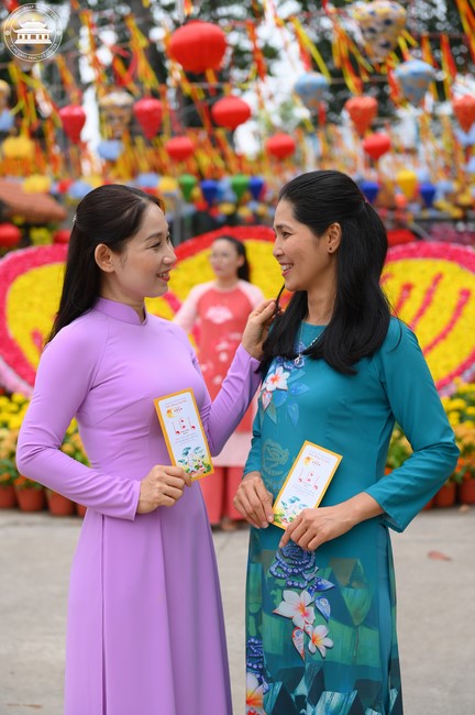 Sightseeing in Spring 2024