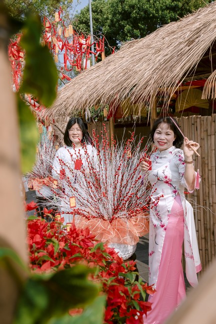 Sightseeing in Spring 2024