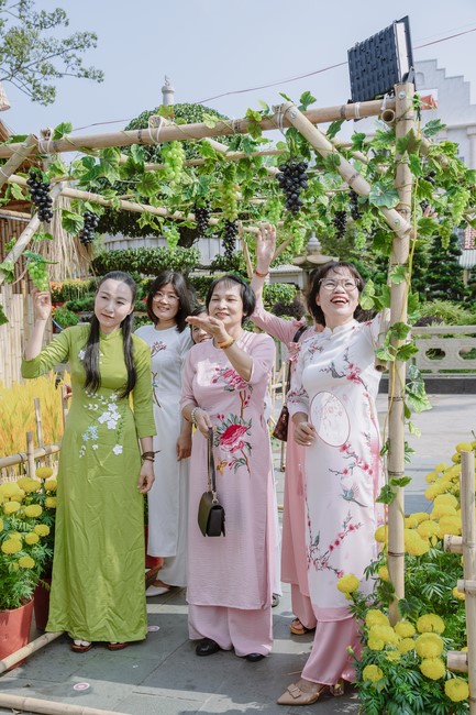 Sightseeing in Spring 2024