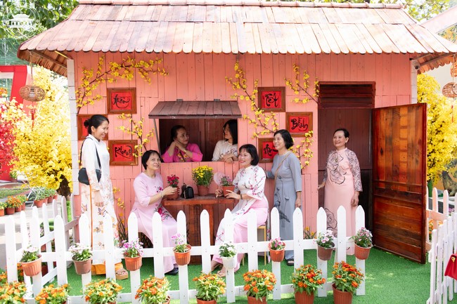 Sightseeing in Spring 2024