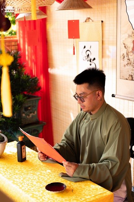 Sightseeing in Spring 2024