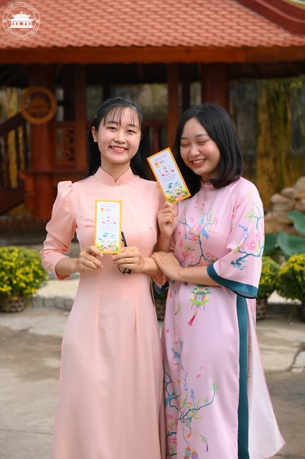 Sightseeing in Spring 2024