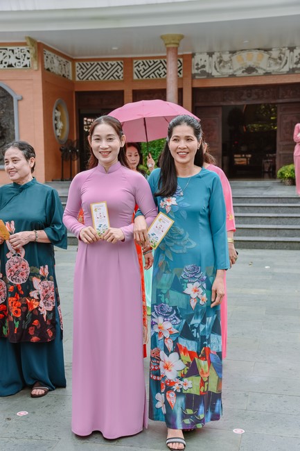 Sightseeing in Spring 2024