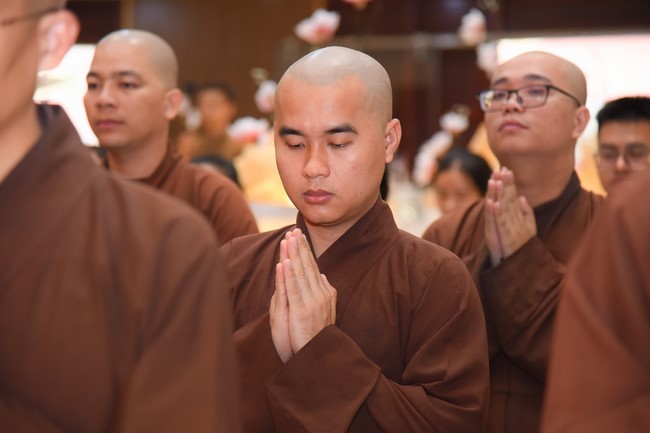 Welcome the Spring beside the Master