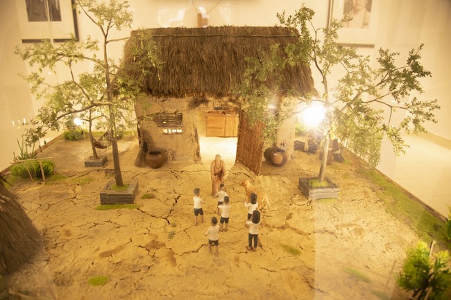 Welcome the Spring beside the Master