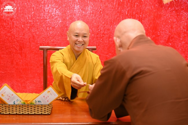 Welcome the Spring beside the Master