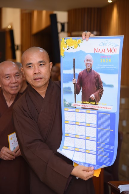 Welcome the Spring beside the Master