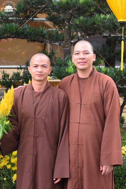 Welcome the Spring beside the Master