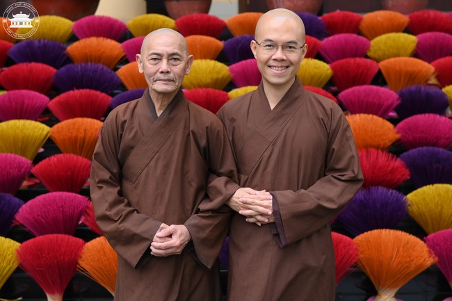 Welcome the Spring beside the Master